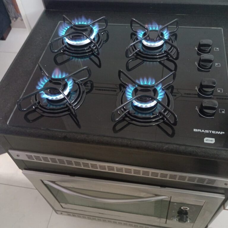 E.V-GAS-Instalacao-de-fogao-e-cooktop